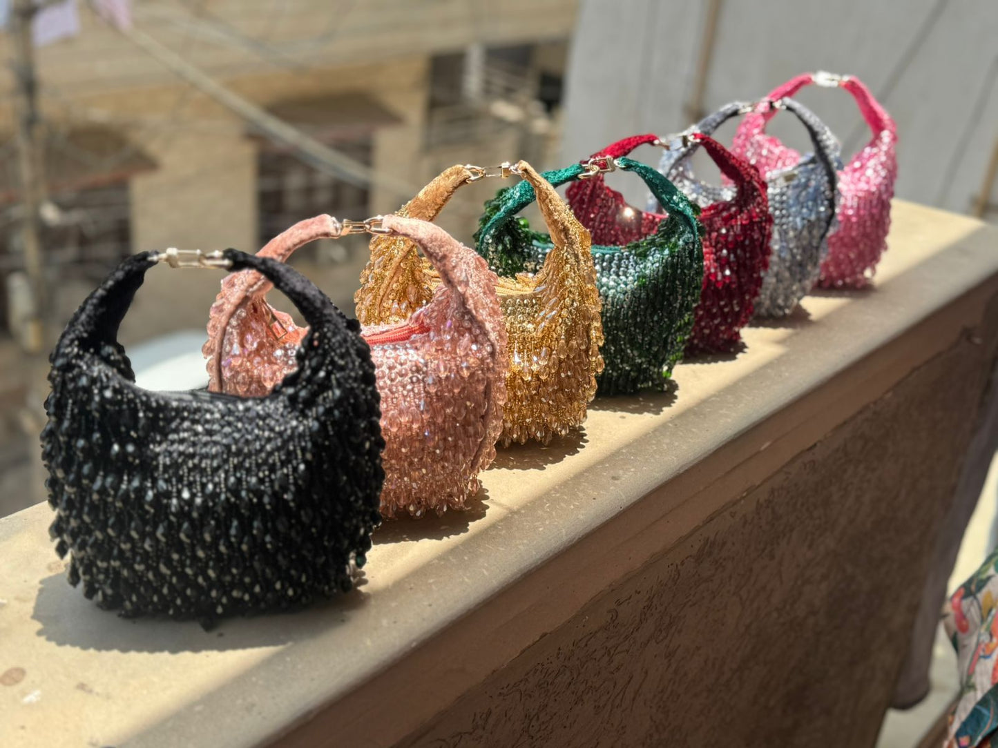 Noorani Clutch
