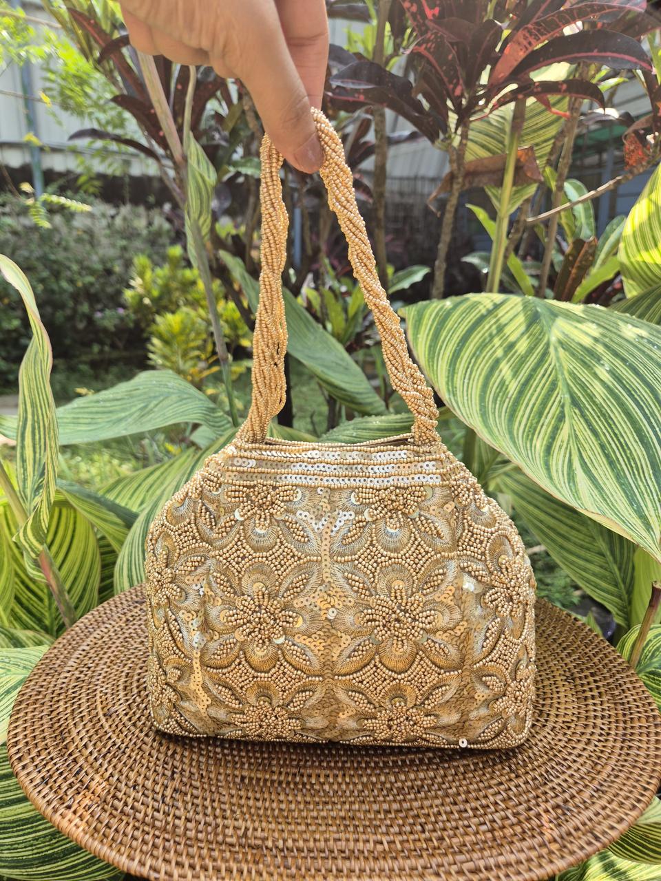 Jade 3 magnet bag