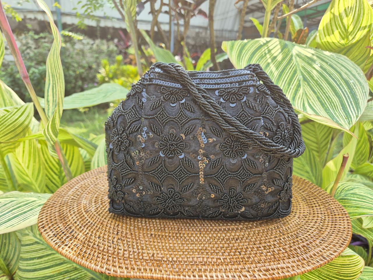Jade 3 magnet bag