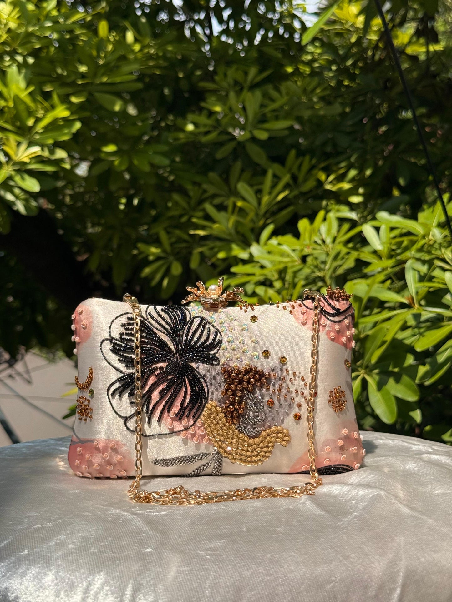 Gardenia Clutch
