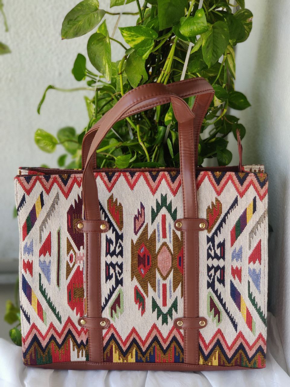 9 to 5 Tote Bag