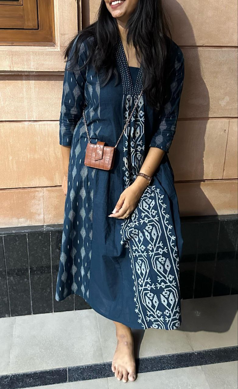 Cash and Card Holder with Sling