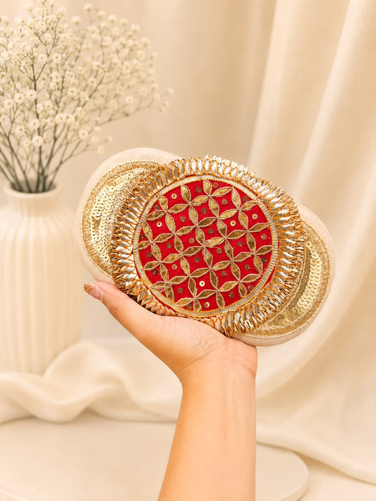 Gota patti clutch