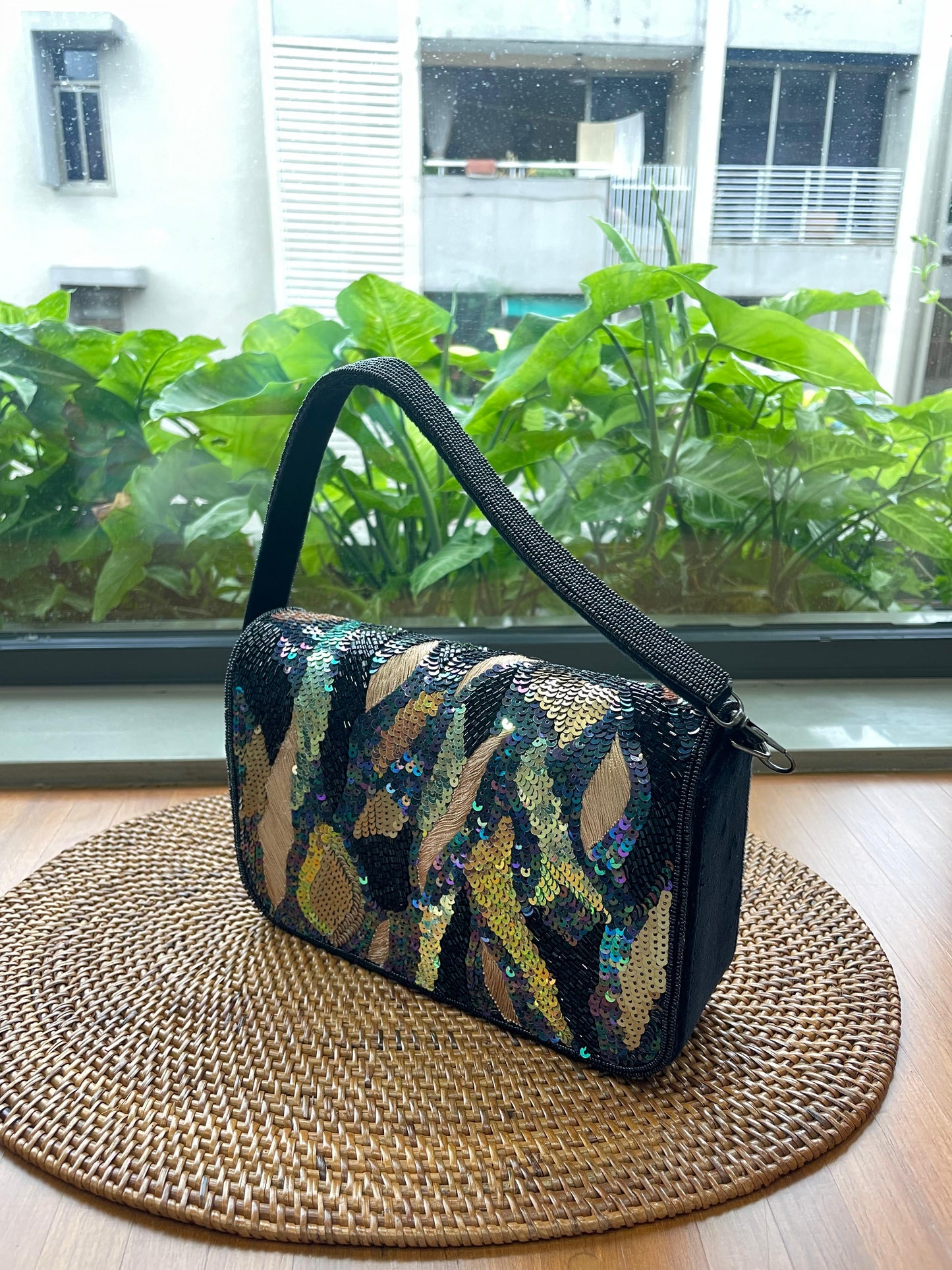 Kiara Clutch
