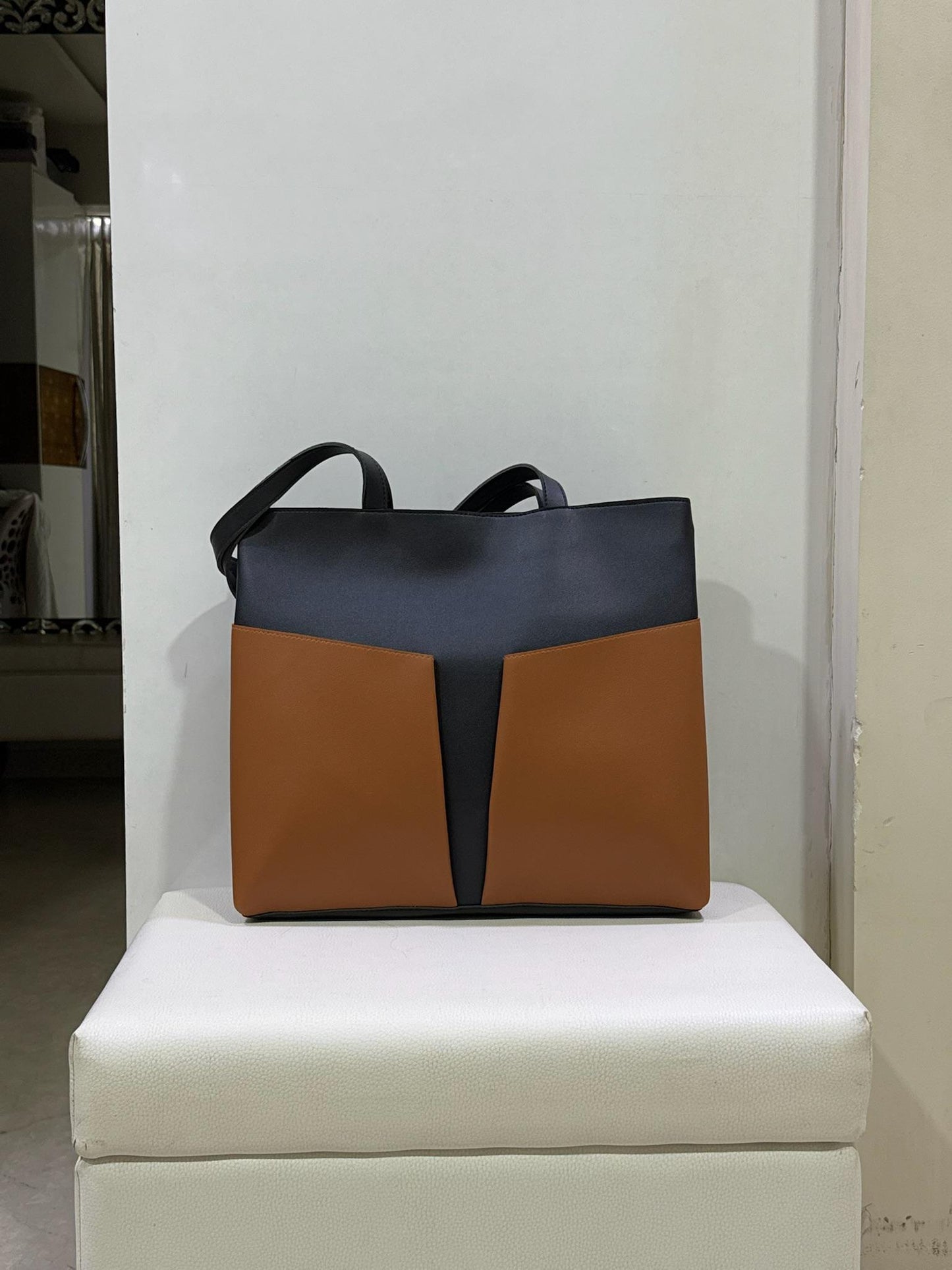 Dual Compartment Tote