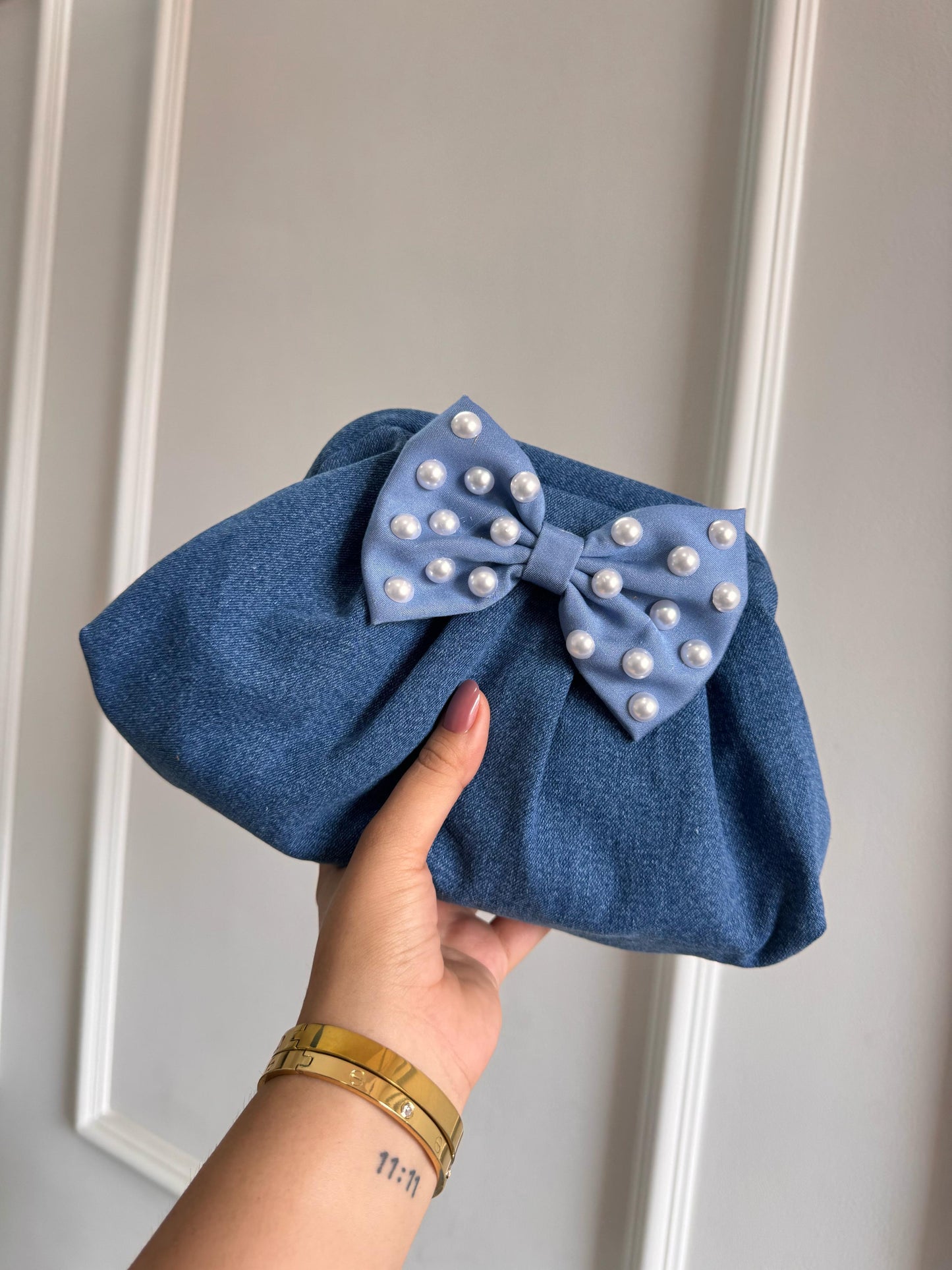Bow Denim Batua