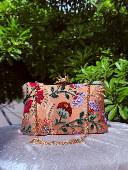Gardenia Clutch