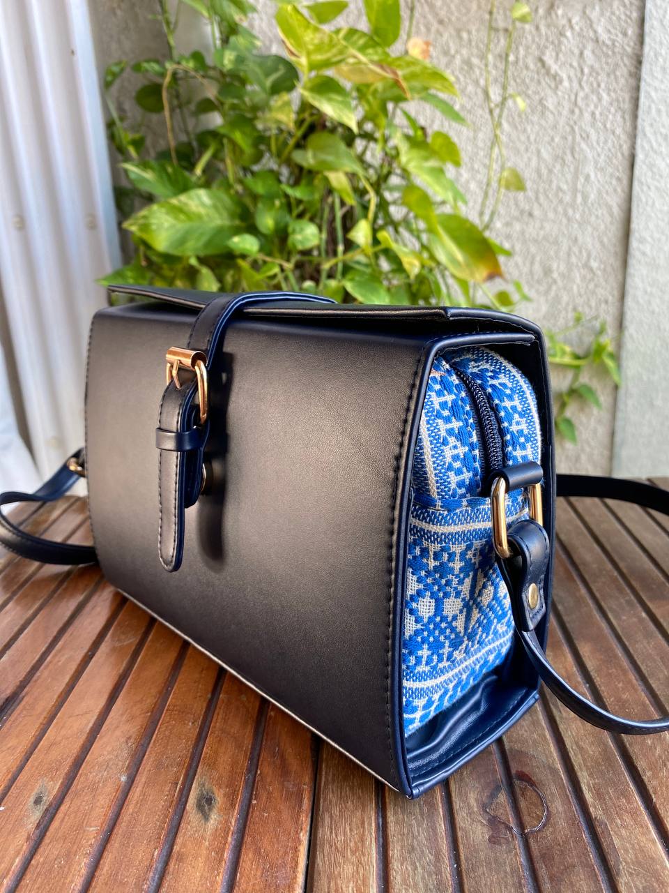 Aztec Sling