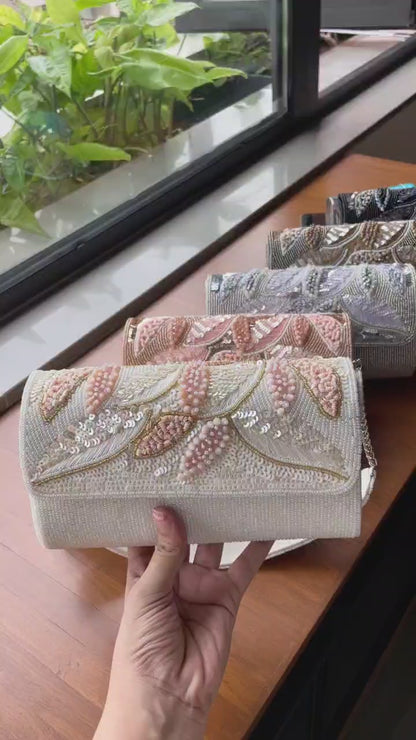 Aloha Clutch