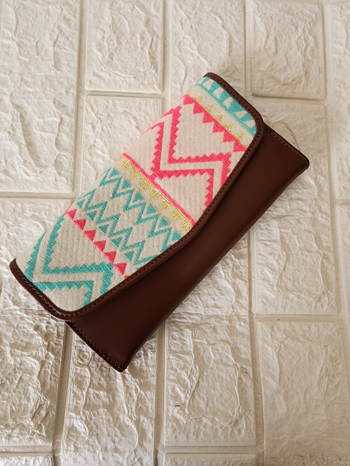 Rhea Mobile Sling