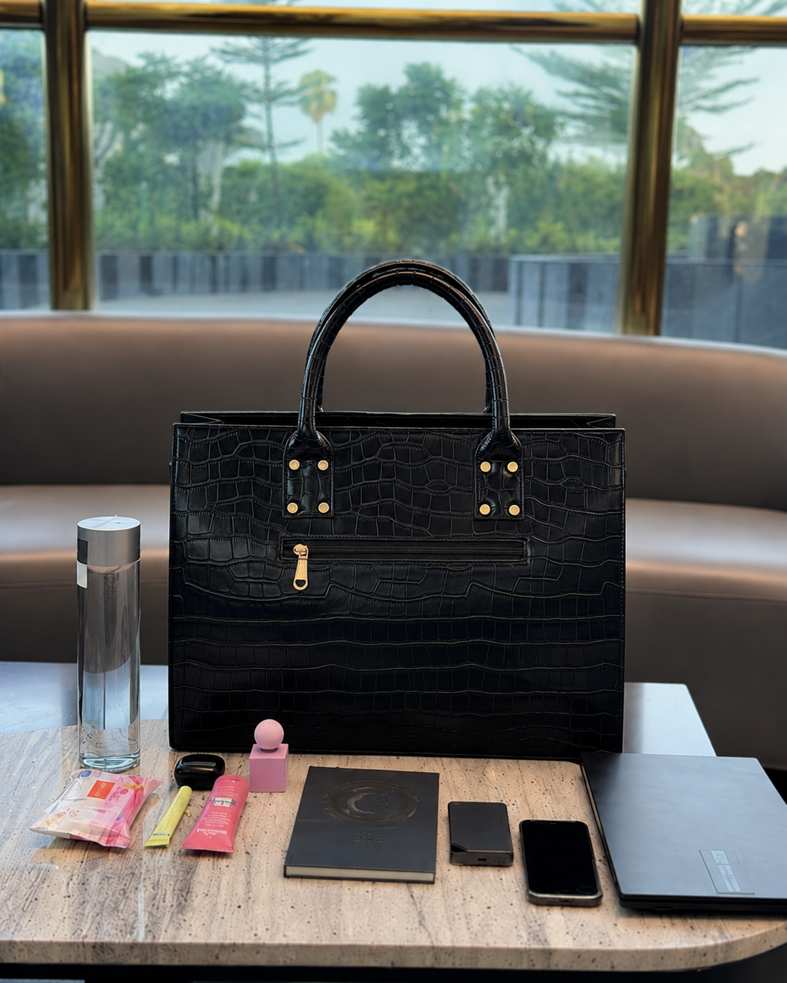 Croc tote